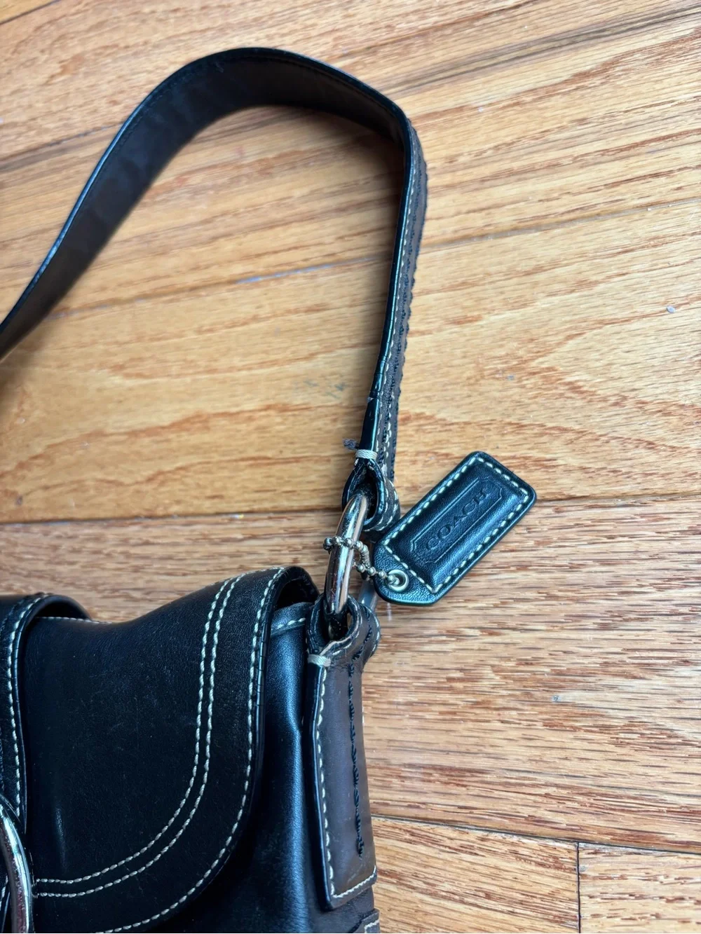 Vintage Coach Soho Buckle Shoulder Bag Black Contrast Stitching 10316 W/Wallet
